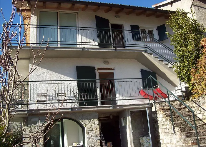 Casa Delle Camelie * Sorico