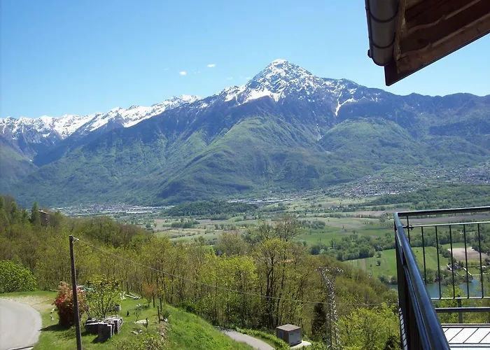 Appartement Casa Delle Camelie Sorico