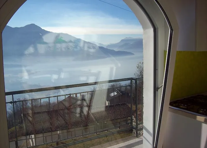 Апартаменты Casa Delle Camelie *