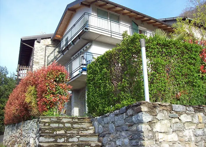 Casa Delle Camelie Appartement Sorico