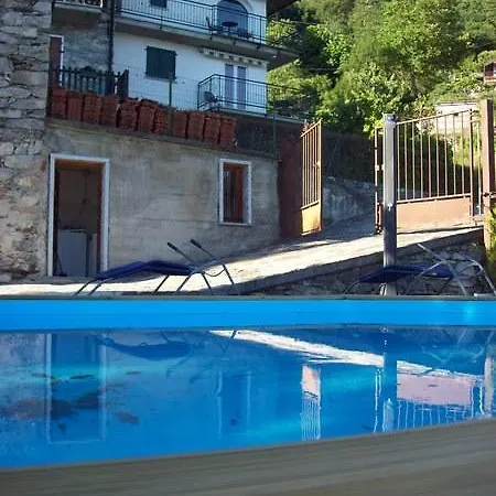 Casa Delle Camelie ソーリコ