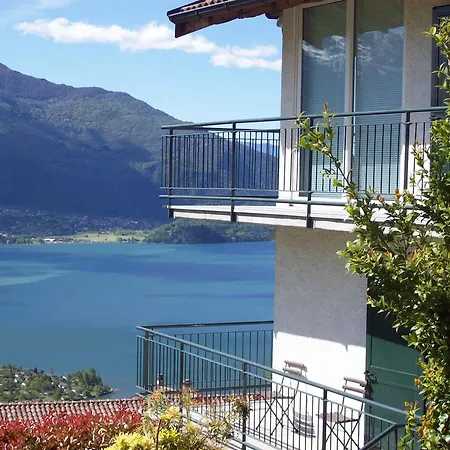 Casa Delle Camelie ソーリコ