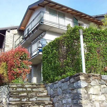 Casa Delle Camelie Apartment Sorico