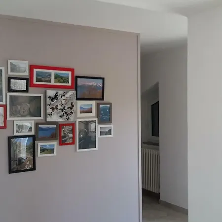 Casa Delle Camelie Apartment *