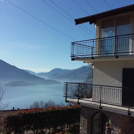Casa Delle Camelie Apartment Sorico